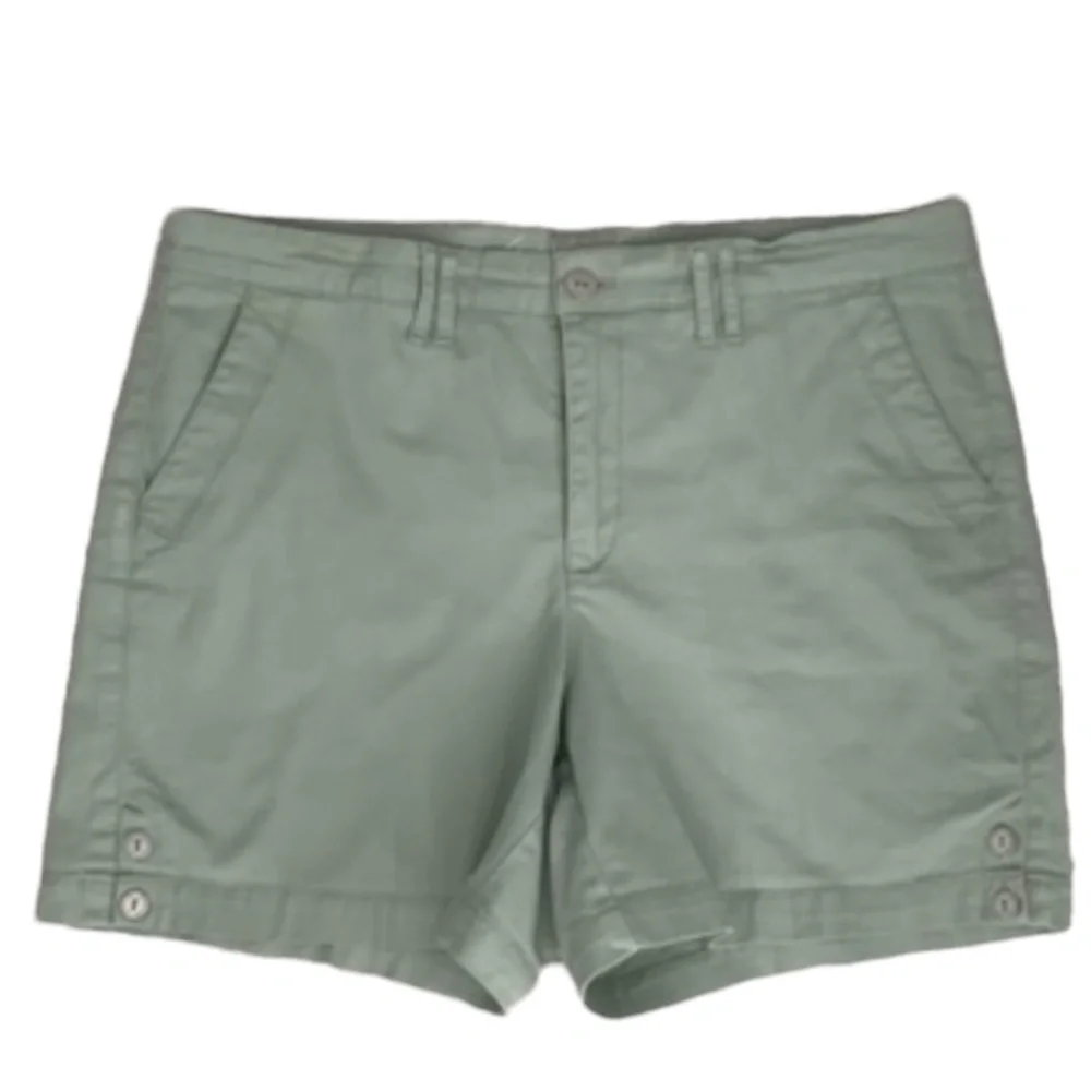 GLORIA VANDERBILT Women’s Chino Sage Short All Around Slimmimg Effect Sz 14 VGC